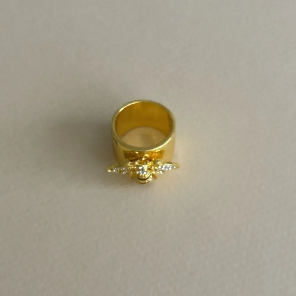 Gold Bee Ring N1839